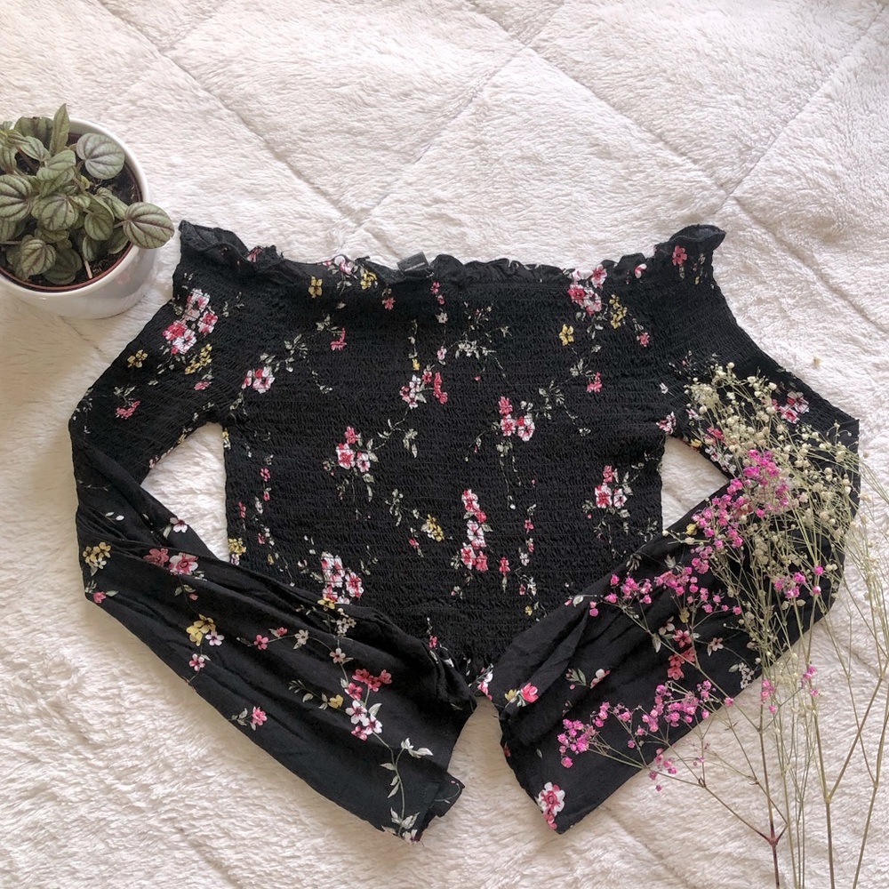 Floral Off-Shoulder Crop top